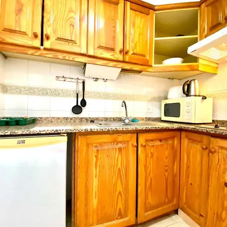 Grande Apartamento De Un En طوستا ديل سيلونثيو
